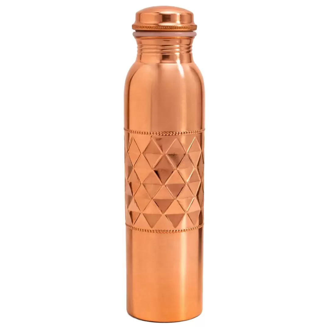 Gourde cuivre relief géométrique 950ml – Bouteille ayurvédique