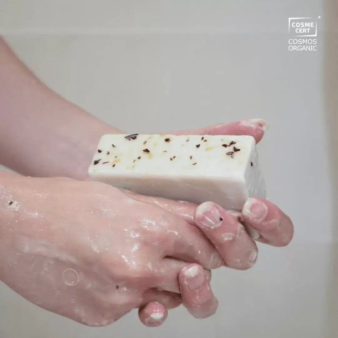 Savon bio à la menthe poivrée 135g - saponification à froid | Savonnerie Artisanale du Jura