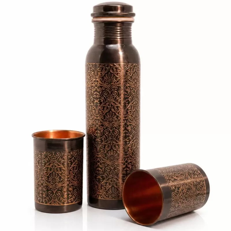 Coffret gourde cuivre antique floral 950ml + 2 verres – Ayurveda