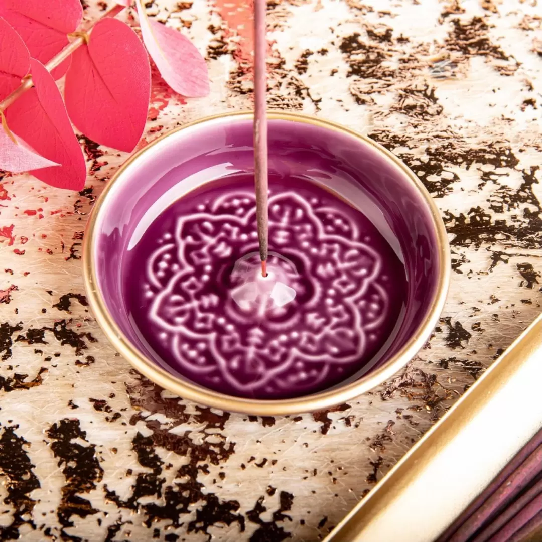 Porte-encens Mandala violet en métal émaillé et doré