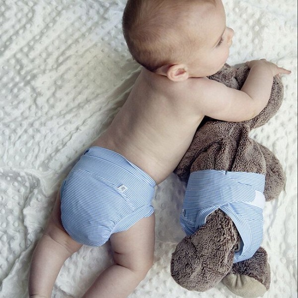 6-12 kg Couche lavable Coloris : Petit Nicolas réutilisable Hamac saine pour bébé et l'environnement Taille M 