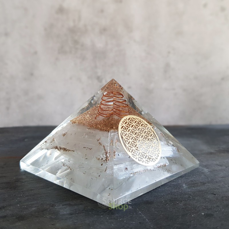 Pyramide orgonite Sélénite Fleur de Vie