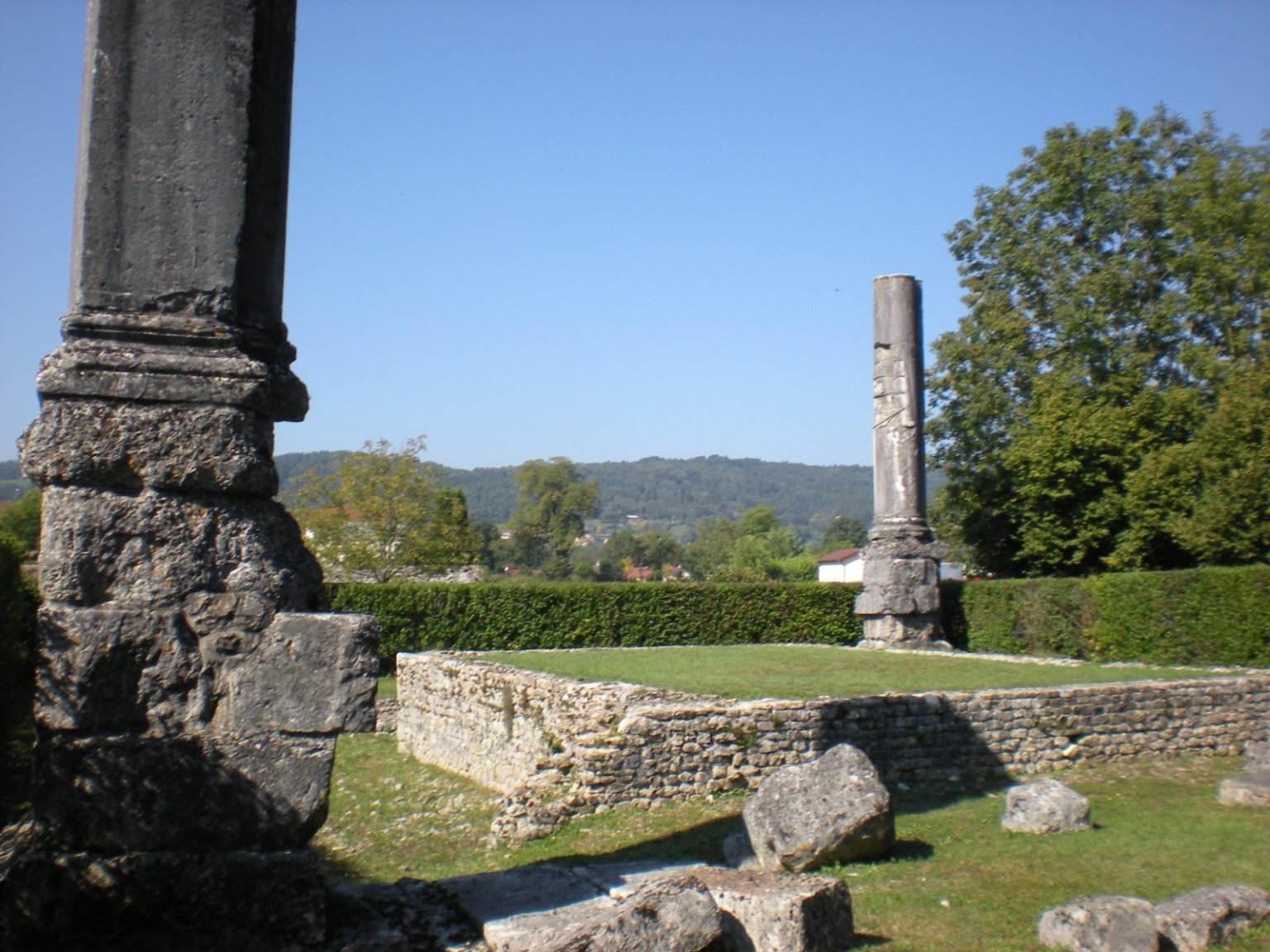 Temple Romain Isarnodurum © Haut-Bugey Tourisme