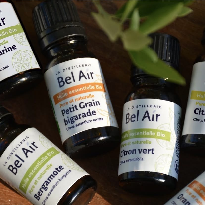Huiles essentielles bio à diffuser, masser ou ingérer – Source Shop, sélection écoresponsable et artisanale