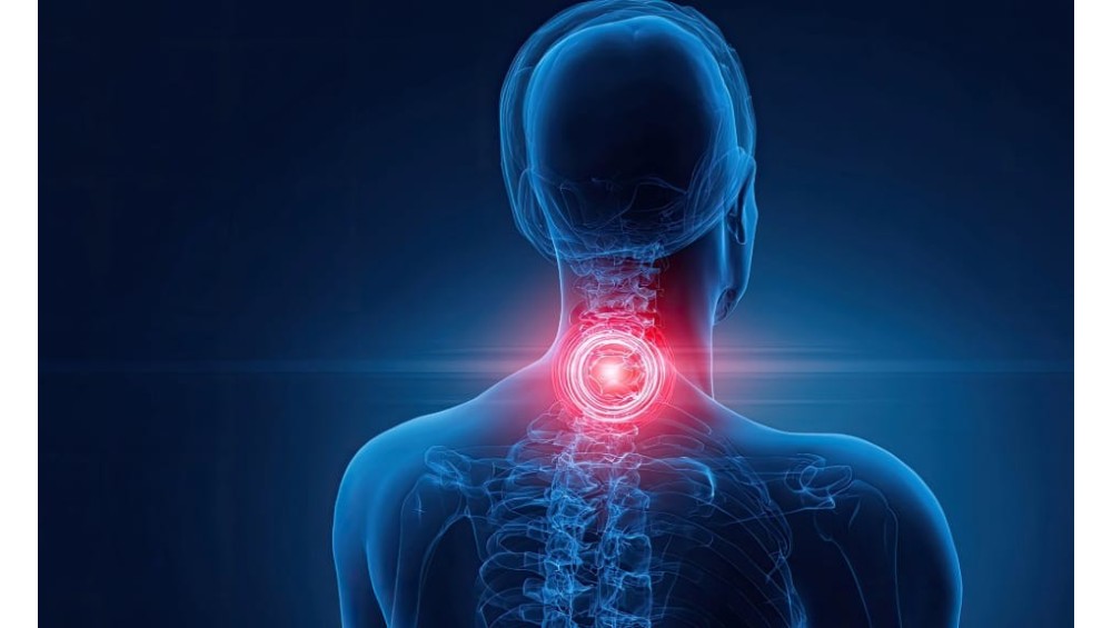 Douleurs cervicales : pourquoi la bouillotte est votre meilleure alliée