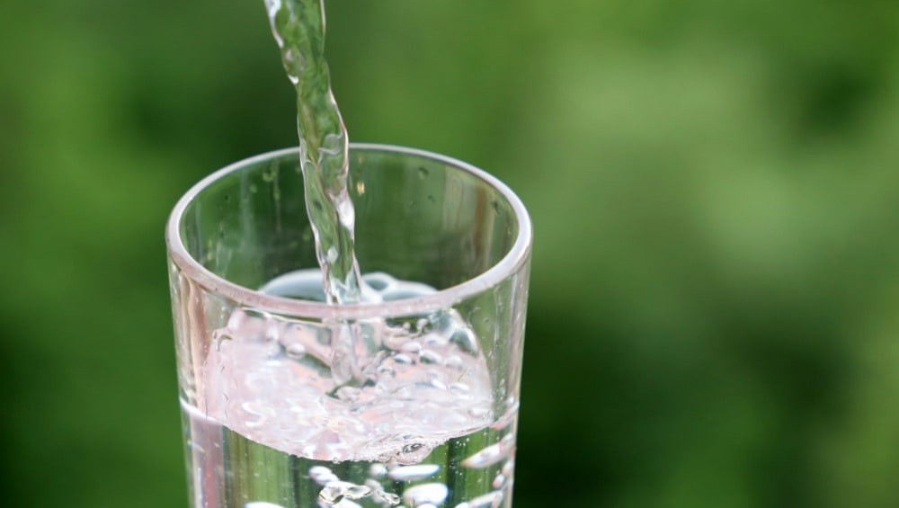 Comment purifier son eau naturellement : guide complet pour une eau plus saine au quotidien